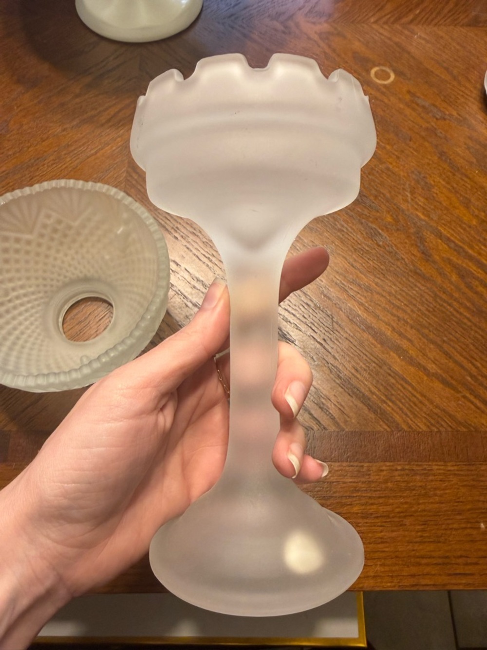 PartyLite Frosted Glass Fairy Lamp with Diamond Cut Shade - Picture 5 of 6